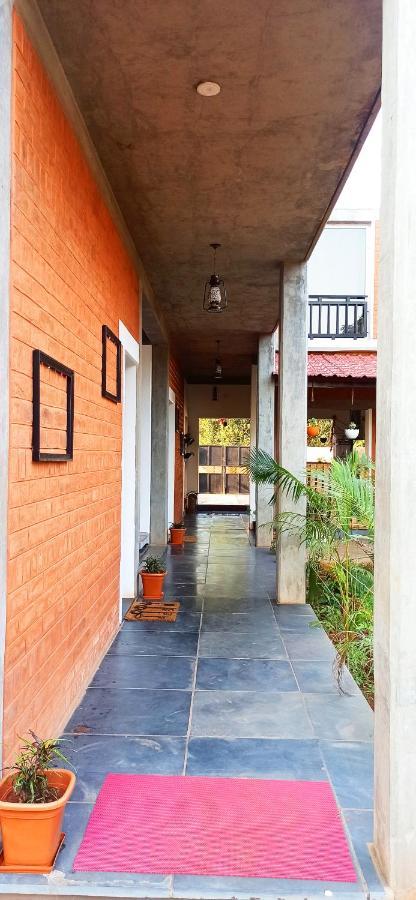 Wow Farm House Auroville Exteriör bild