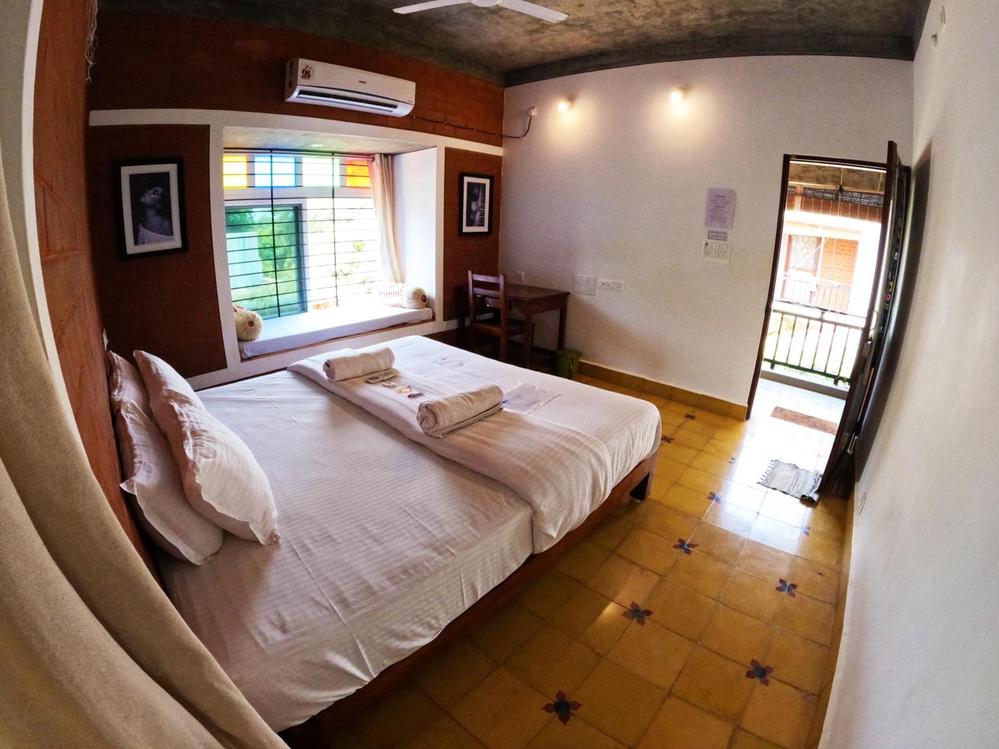 Wow Farm House Auroville Exteriör bild